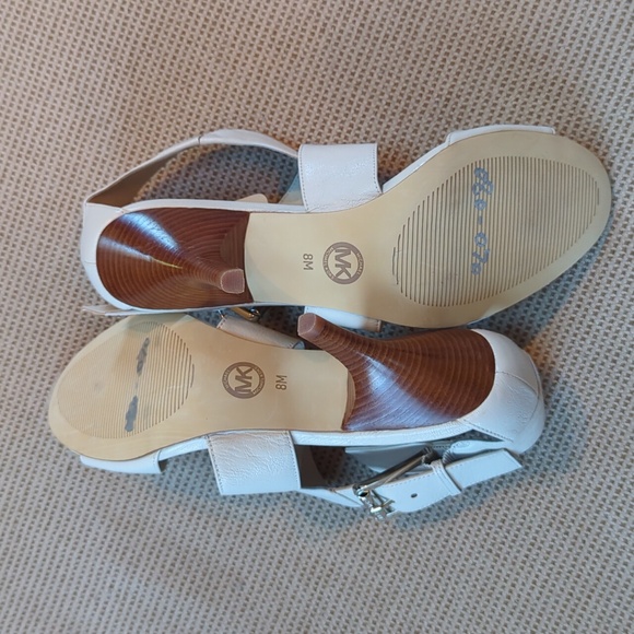 Michael Kors, bone colored strappy heels. Size 8 - Picture 5 of 9